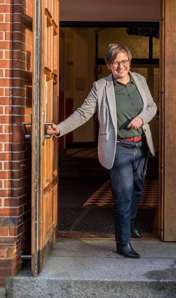 Begrüßung von Frau Hübinger